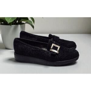 Stuart Weitzman Women's Solid Black Beaded Leather Comfort Loafer Size 9.5 Shoes